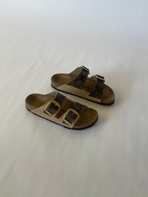 "Sand" Classic Brown Custom Birkenstocks